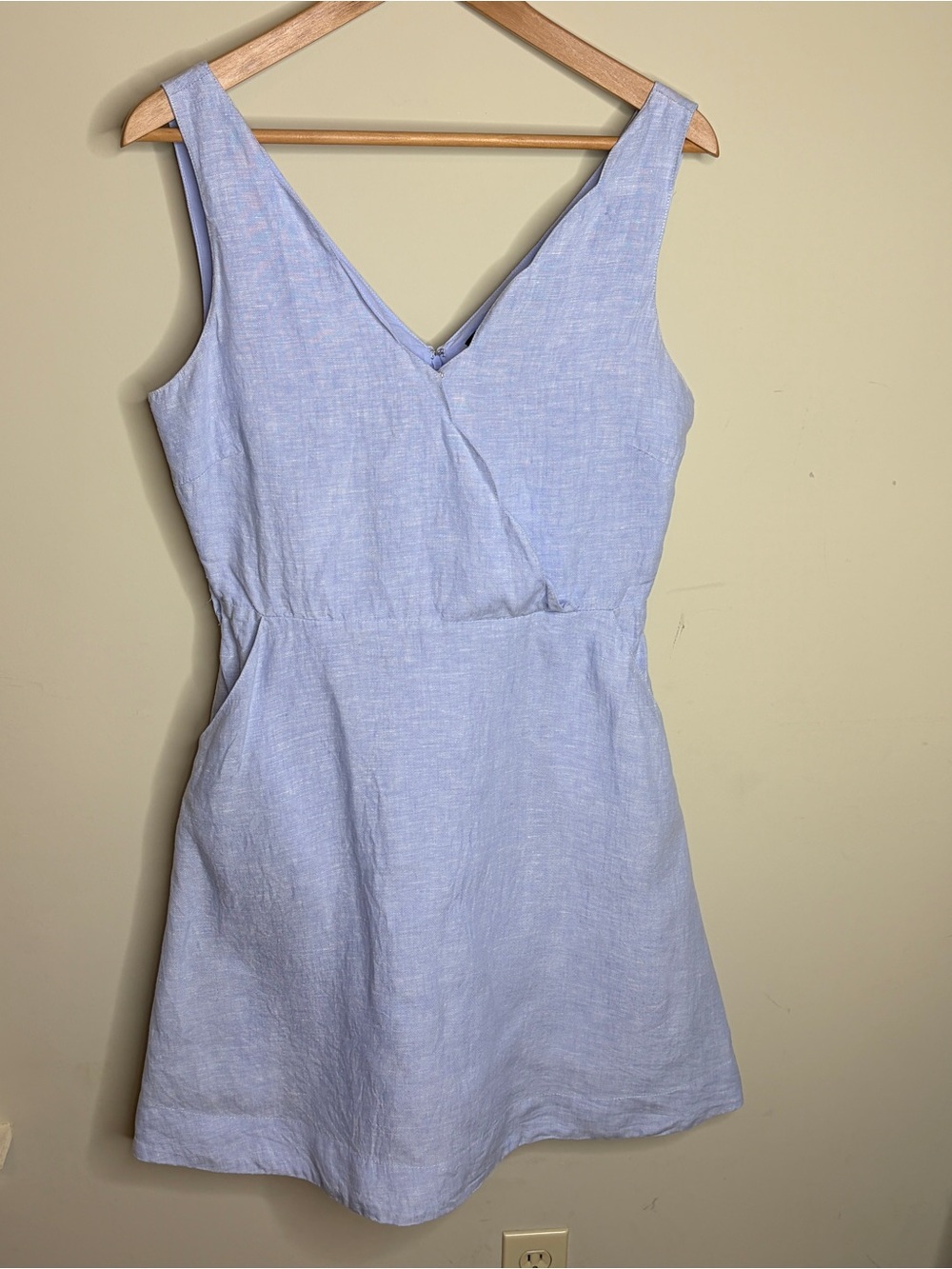 Tahari Linen Sleeveless V-neck A-line Dress Light Blue Size 4